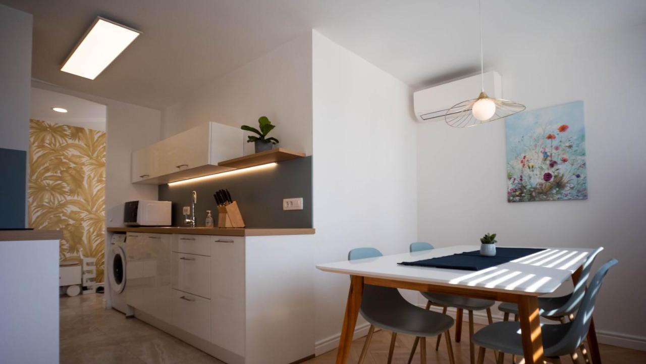 Sunnyside Apartment In The City Center Liubliana Exterior foto